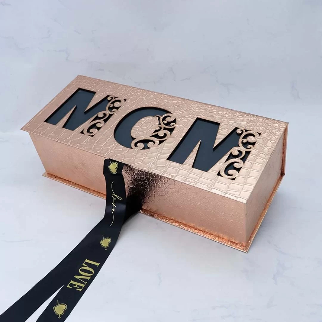 caja mom